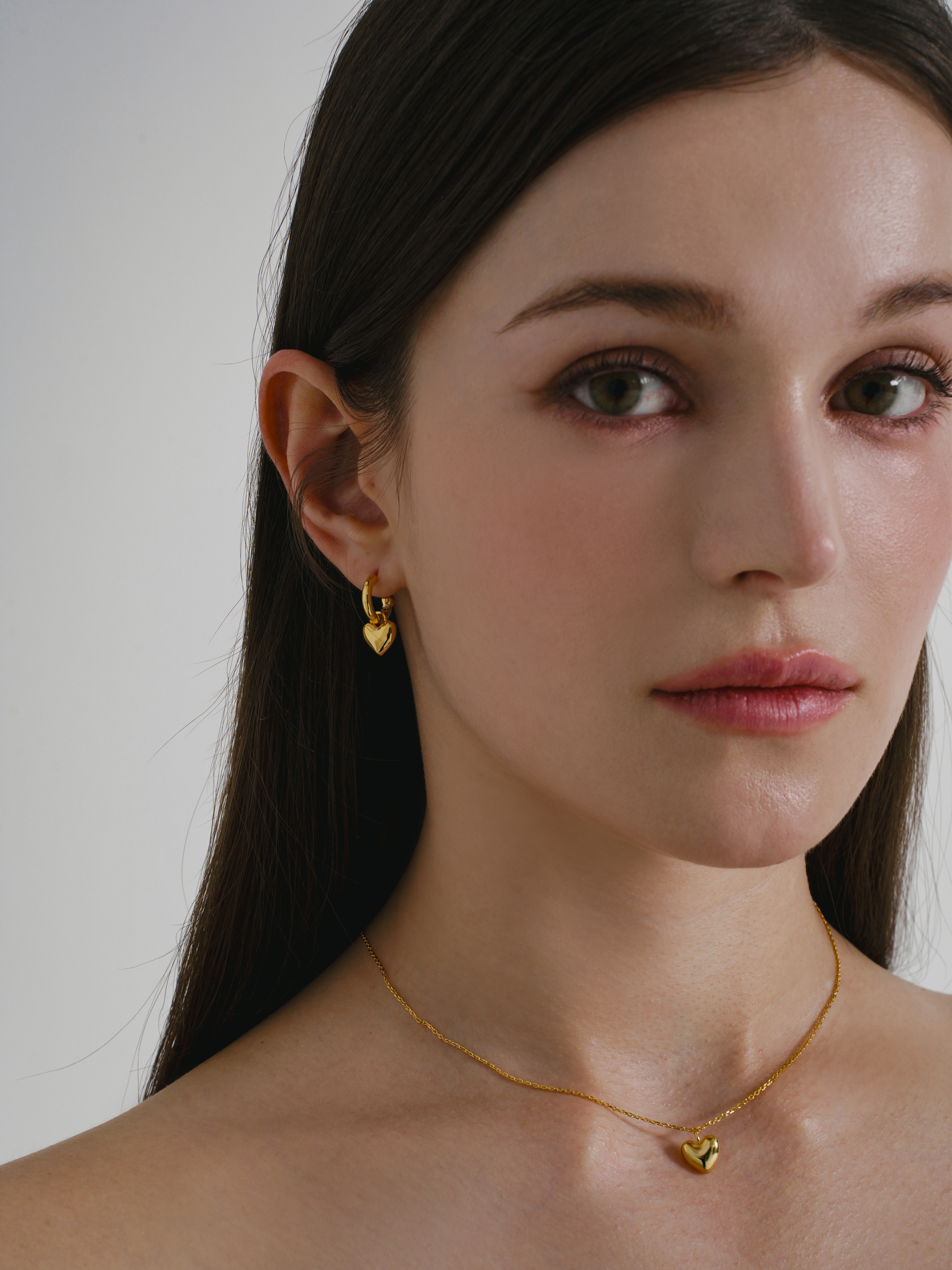Tiny Heart Earrings