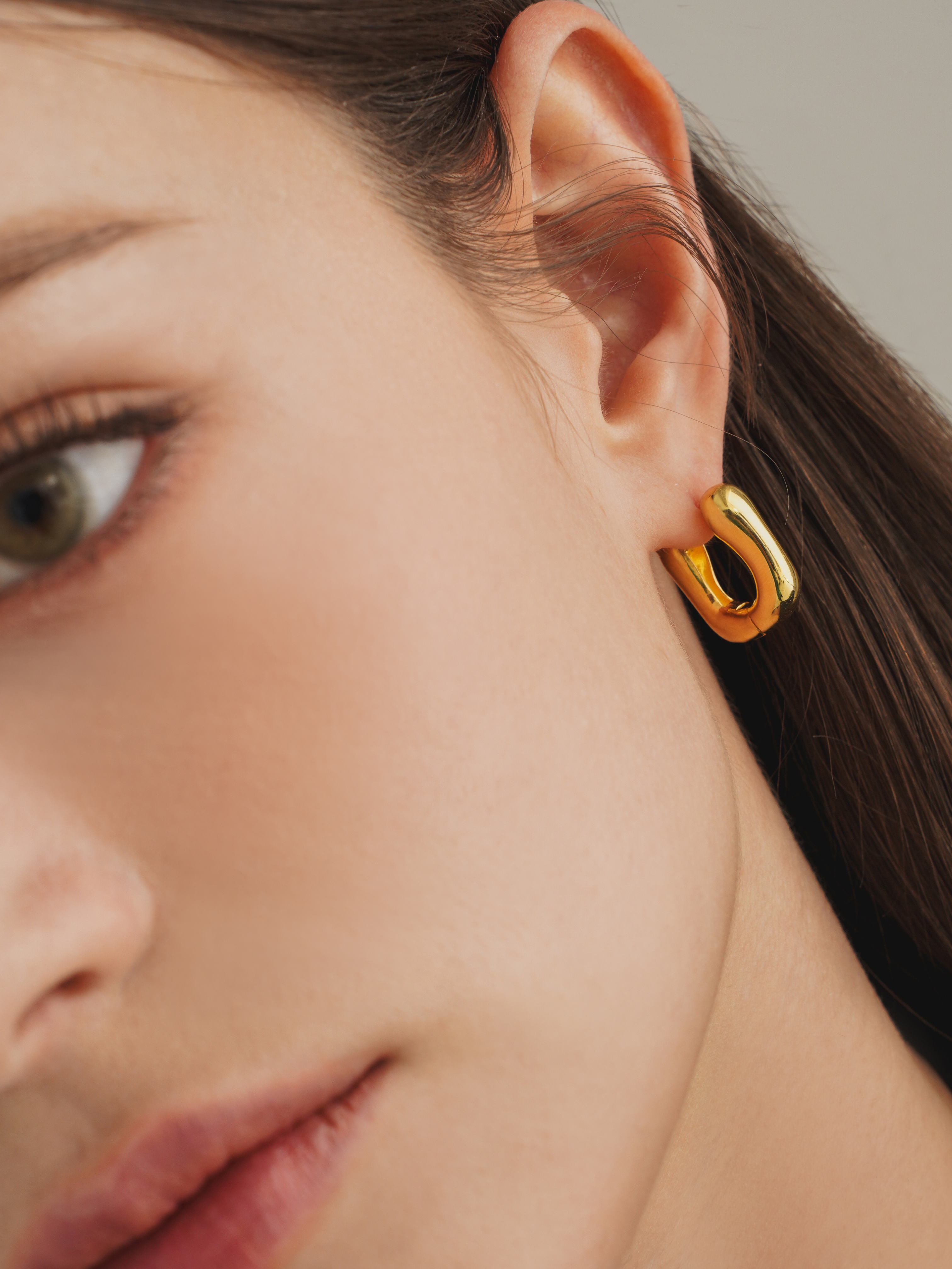 Square Bold Hoop Earrings